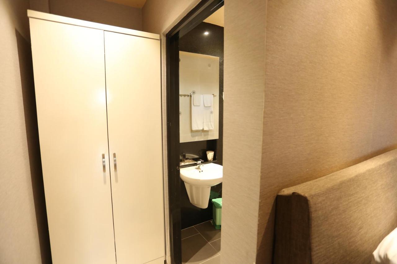 Diamond Suite Hai Ba Trung Thành Pho Ho Chí Minh Esterno foto