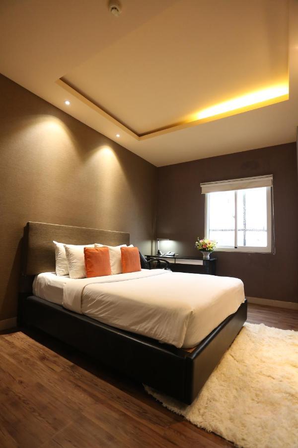 Diamond Suite Hai Ba Trung Thành Pho Ho Chí Minh Esterno foto