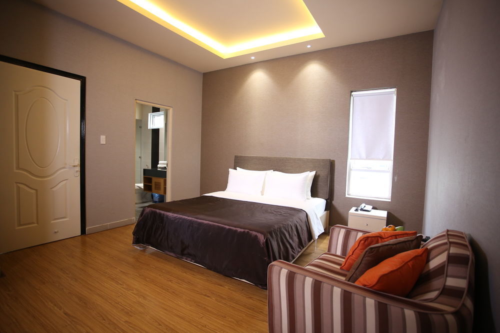 Diamond Suite Hai Ba Trung Thành Pho Ho Chí Minh Esterno foto